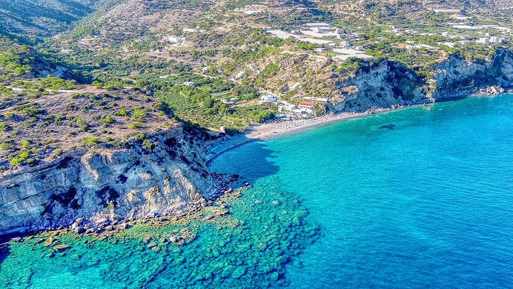 Top 44 Warmest Greek Cities Ranked by the Average Temperature