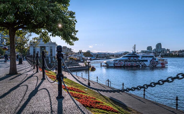 What City Has the Best Weather in Canada?