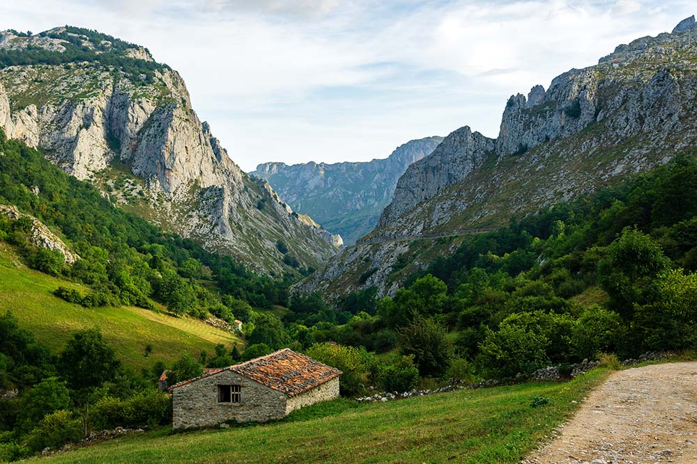 Best European Warm Weather Country: Variety